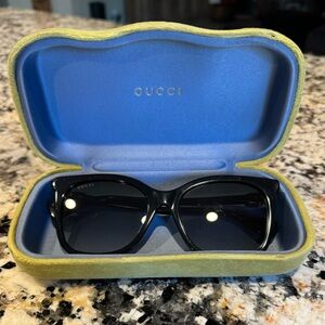 Gucci women’s sunglasses. Great condition just never wear them anymore.